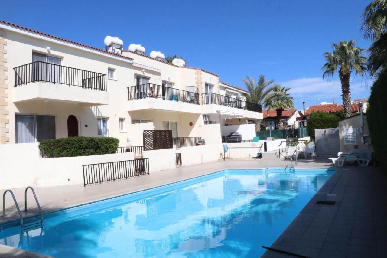 Cyking 2 Bed Apartment With Pool & 10 Min To Beach Paphos Exterior foto